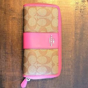 Coach wallet